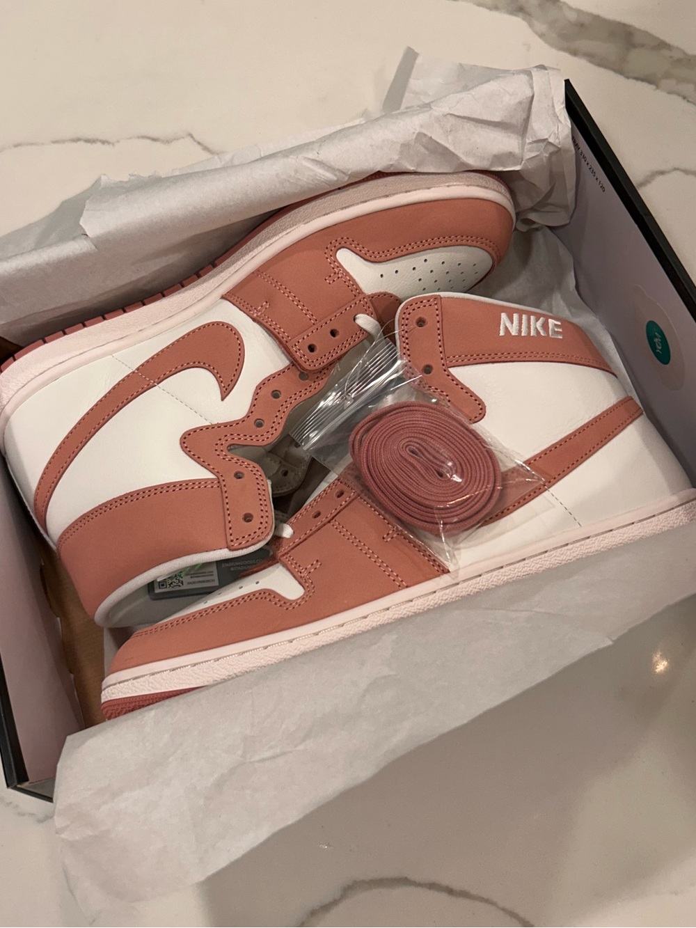 Nike High-Top Sneakers White & Dusty Rose 10.5 Jordan Air Ship Rust Pink